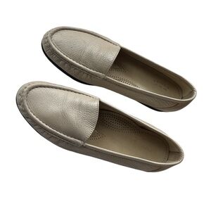SAS Simplify Slip On Loafer Womens 9 Pearl Bone